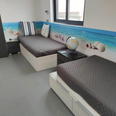 b8377bc4-45e0-486d-9497-accb98d44286